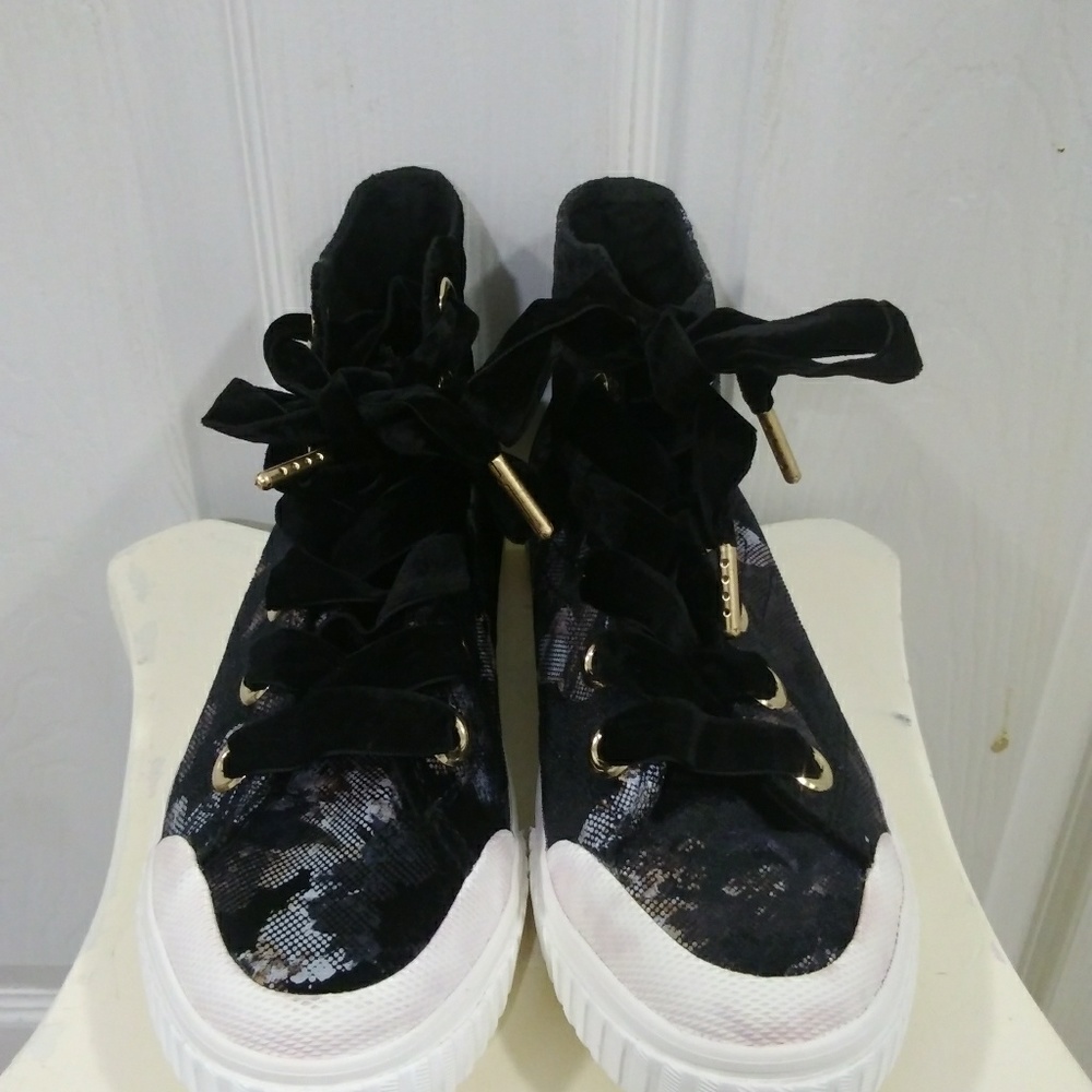 Tretorn Velvet Sneaker Marleyhix4